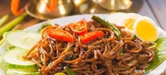  炒面条|面条别做焖面了，蒸一蒸炒一炒，一锅不够吃