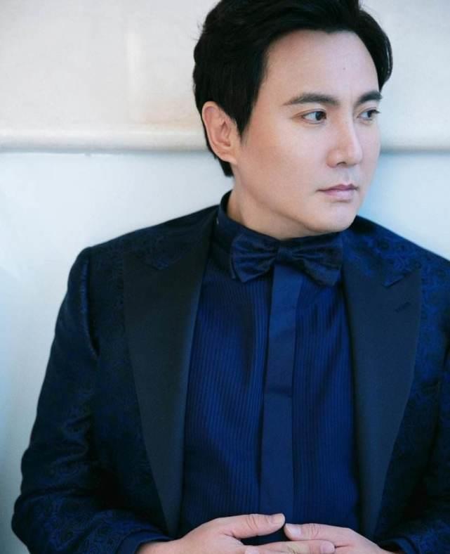 常多|沈腾脱口秀首秀,亚太区排名21的帅脸居然和徐峥撞脸,太有梗了