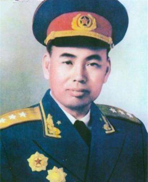 广西|开国上将许世友,虽然终身爱喝茅台酒,但其实很有节制并不酗酒