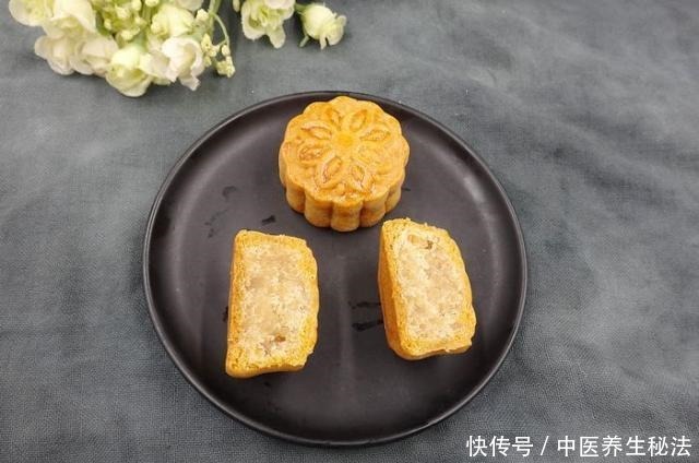 开裂|糕点师教我做馅料香甜不腻，月饼不开裂、不塌腰，家人夸可以开店