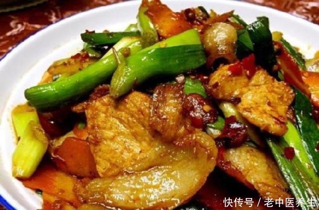 不腻|正宗回锅肉的做法,川式操作为您轻松带来“肥而不腻,入口浓香”