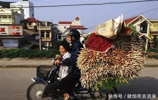 摩托车|越南的摩托车之城，摩托车数量比汽车多十几倍，超载都不是事！