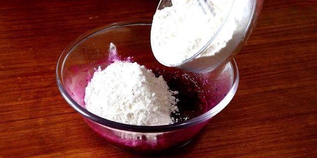  油腻|不要在火龙果直接吃是面粉做的，又甜又软不油腻