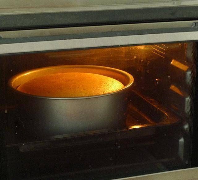  细腻|八寸戚风蛋糕，柔软细腻，不开裂不缩水，超完美