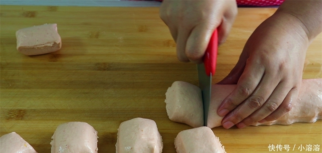  黑芝麻|3个西红柿加1碗芝麻，教你简单又好吃的做法，出锅老公连吃5个