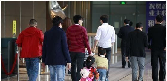  种宝妈|这3种宝妈带孩子，人贩子见了都“绕道走”，第一种真是太厉害