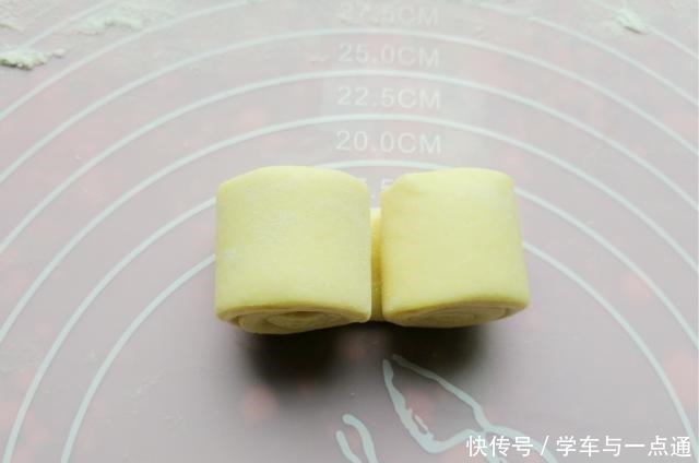 玉米|花卷这样做,实在太香太美太馋人,做法很简单,一双筷子就够啦