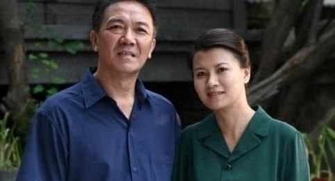 大众|抛弃24年的糟糠之妻,娶小13岁娇妻,李云龙竟被大众理解