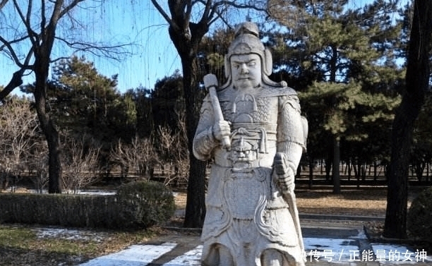 做伴|钦天监: 您选的墓址旁有另一皇帝陵墓, 朱元璋: 我死后和他做伴