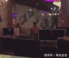 漫画|搞笑漫画:小伙子忽然认为抄近路可行