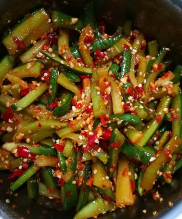 好吃|以后别再吃腌萝卜,用它拌一拌,酸辣爽口还入味,当天做当天吃!