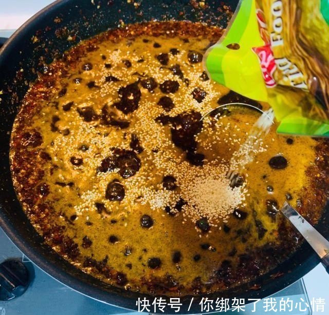 香喷喷|自制重庆辣椒酱,香喷喷的,美味百搭