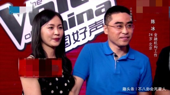 走红|十亿千金因《好声音》走红,被谢霆锋收徒,现变整容脸比亲妈显老