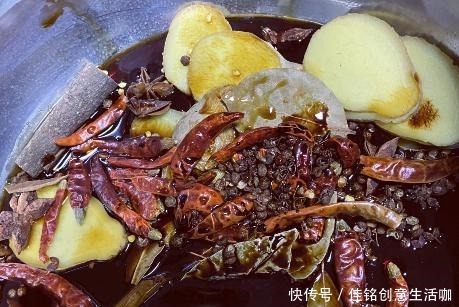 牛肉|酱牛肉时焯水是不对的,卤肉店老板透露小技巧,牛肉嫩滑有嚼劲