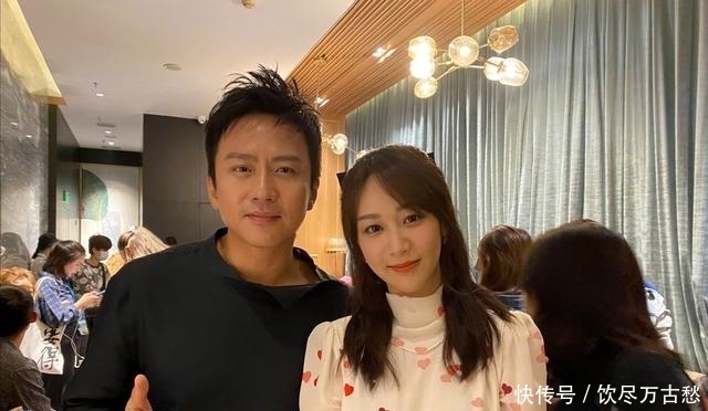 法装|邓超又换着法装嫩,网友:你再大几岁,可以当她爹了