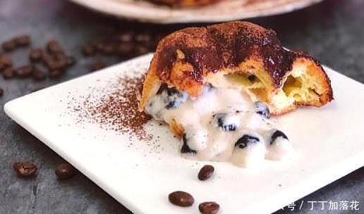  停不下来|网红黑糖珍珠脏脏泡芙，就要脏脏的感觉，吃了就停不下来