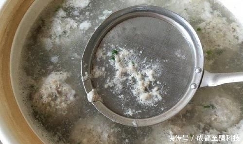  狮子头|教你做狮子头，注意几点才能肥而不腻，入口即化肉香汤鲜