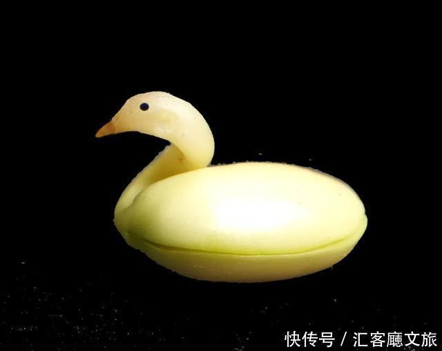 世界|58岁大爷用蔬菜做出了动物世界,网友:果然,你大爷还是你大爷!