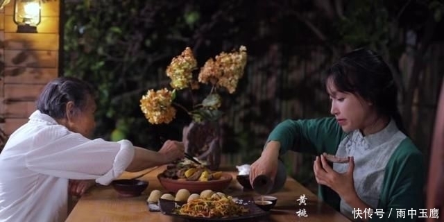  在家|在家种个菜都这么美，还要什么花园？