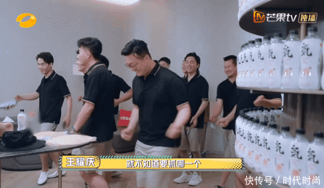  反差|元气哥哥杨洋vs“长在观众笑点上”王耀庆，反差萌让人直呼惊喜