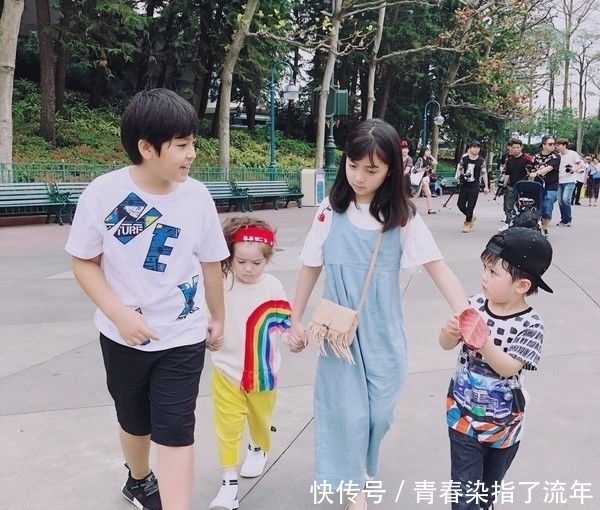 小苹果|还记得《一年级·小学季》的小苹果安淇尔吗?她现在长这样了