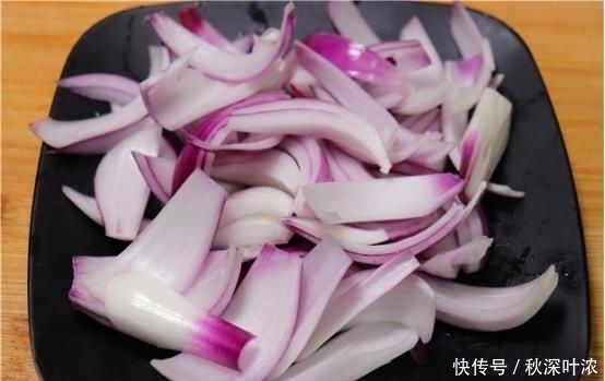  洋葱呢|一样是洋葱，原来“白皮”和“紫皮”差别这么大，别再买错了?