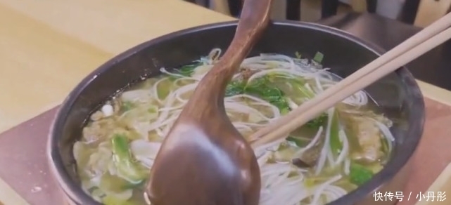 现今|曾经与麻辣烫齐名,现今一碗10元无人问津,这是发生了什么