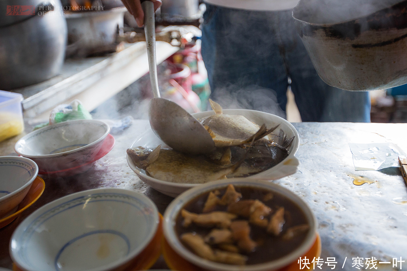 人人|肉骨茶福建人创造的美食,东南亚人人都在吃,为何国内很少能吃到