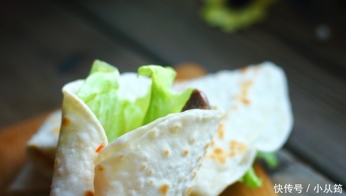  少许|教你在家做好吃的牛肉卷饼，早餐来一份，精力充沛一整天！