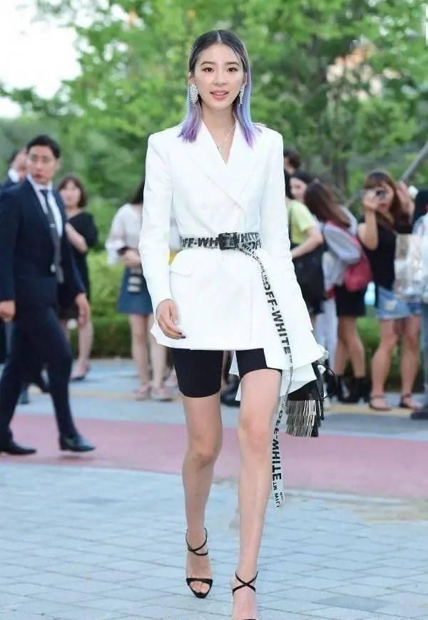 腰带|看到没，真正懂穿搭的女人，都离不开“腰带”这款单品