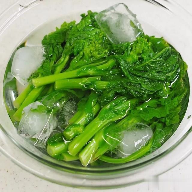 爸爸|霓虹爸爸热爱为家人制作美味菜肴,各种三明治光看着就超诱人