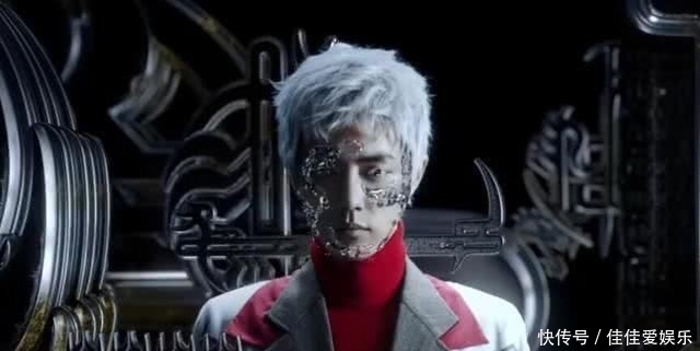  拍摄|肖战拍摄时尚大片，银发造型夺目科技感十足，太炫酷了