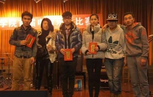 华晨|为她唱歌,偷偷去看她,让华晨宇念念不忘的女孩原来是这个样子