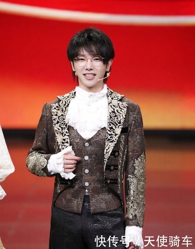  实力|200507《王牌对王牌5》一大波剧照袭来 华晨宇实力演绎“国王与乞丐”