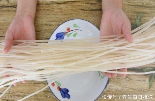 见分晓|“真假粉条”用手一折就能见分晓,简单好用,以后不怕买到假货了