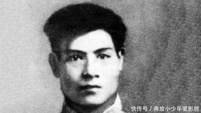 张国焘|在王明与张国焘谈话不到一月后,张国焘做出一个历史性决定