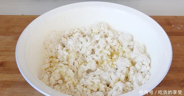 好吃|外婆30年的烙饼诀窍,全程详细教你,烙出的饼柔润不发硬,超好吃
