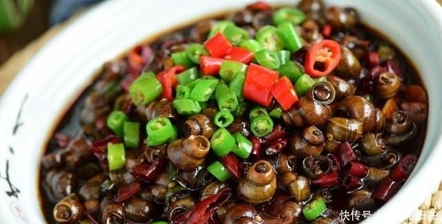  时别|炒田螺时别只会加水了,换成“它”,去腥提鲜味,一人一盘不解馋