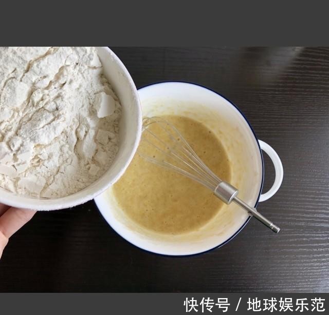  松软|香蕉蛋饼，松软香甜，当早餐棒极了