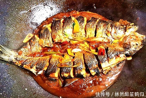 市场|逛海鲜市场,碰上此鱼每次都买,3块钱一斤,比带鱼便宜又好吃