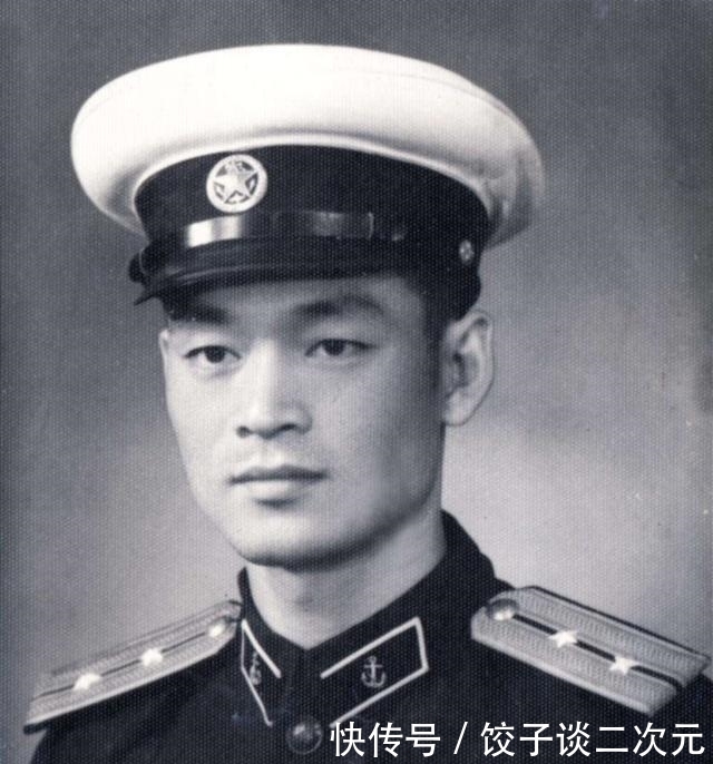 父亲|他是许世友长子,也是《闪闪的红星》主角原型,一生清贫资助红军