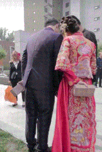  感觉|搞笑GIF：很多人说喝酒的女生都有故事，但我感觉是生活的无奈