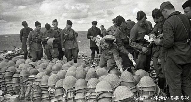 停止|日军发动自杀冲锋,苏军为何停止射击下一秒场景让日军看呆了