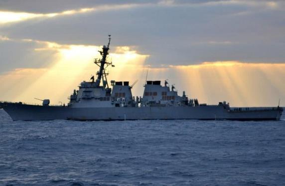 故意|美国的举动太反常，飞行途中故意绕道东海，到底有什么目的？