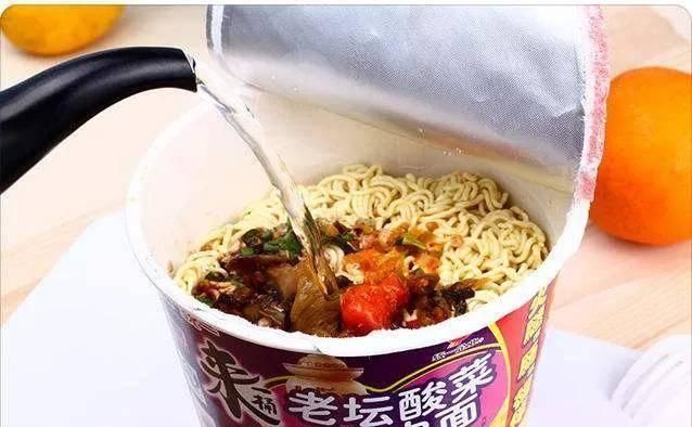 怀疑|网民认可最美味的5款方便面,第3辣到开始怀疑人生,看是否全是你的最喜欢