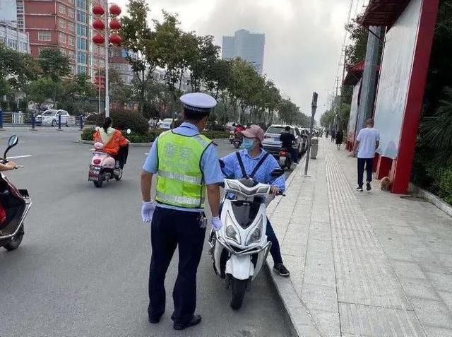 闯红灯|曝光｜|这些不文明交通违法行为被曝光，看看谁“出镜”了