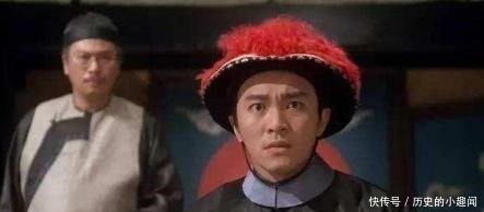 出声|村霸门前一对联,上联“一二三四五六七”,寡妇一看下联笑出声