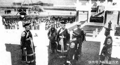 退位|袁世凯在溥仪退位诏书上加了一句话,连孙中山也认同,他说了啥?