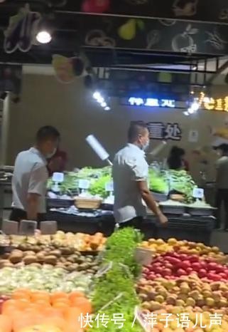 商品|丈夫利用职务之便上架过期食品，妻子得到指示后购买敲诈