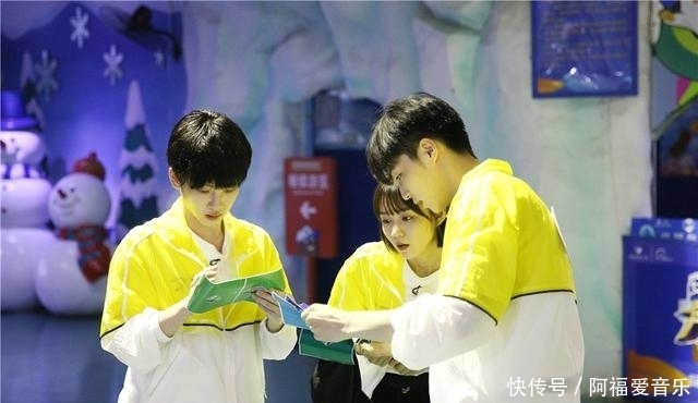 撕名牌|「奔跑吧」迎来第100期,“00前”对决“00后”展开世纪争锋